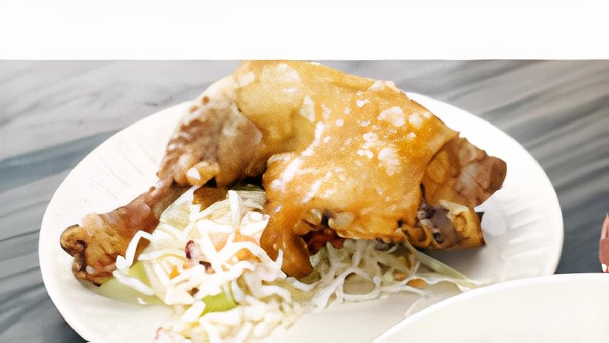 Quarter Fried Chicken Leg.